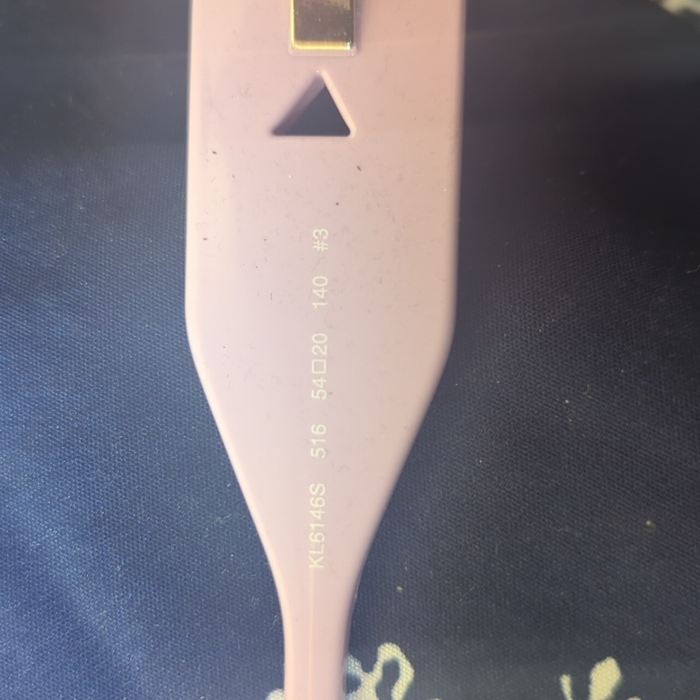 Karl Lagerfeld Light Lavender 🪻 Sunglasses - Picture 4 of 9